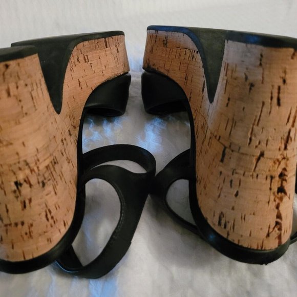 Authentic Fendi Black Leather Ankle Strap Cork Wedge Platform Heels Size 38/US 8 - Picture 16 of 16